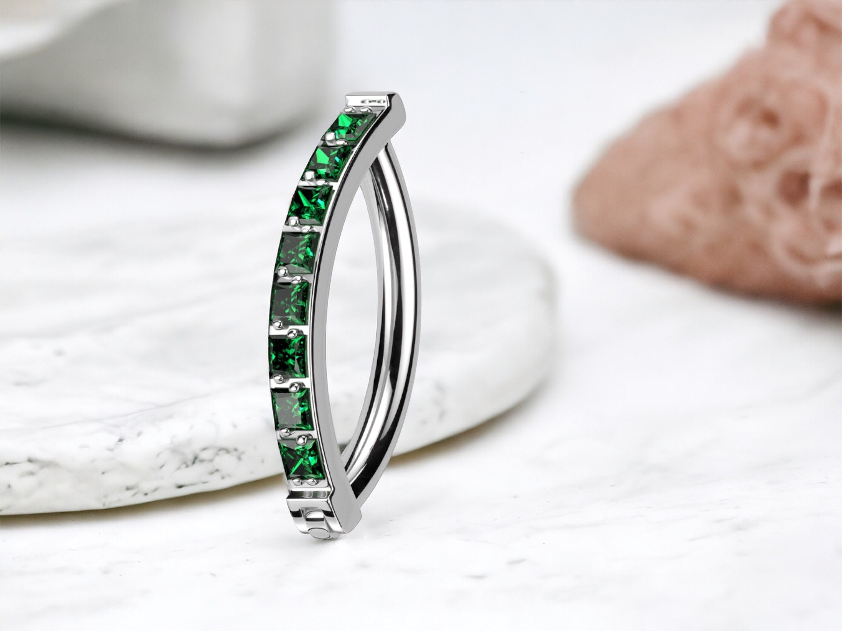 NEW • Titanium Belly Ring Clicker, Dainty Minimal Style Belly Piercing Clicker Ring Jewelry - Emerald Green