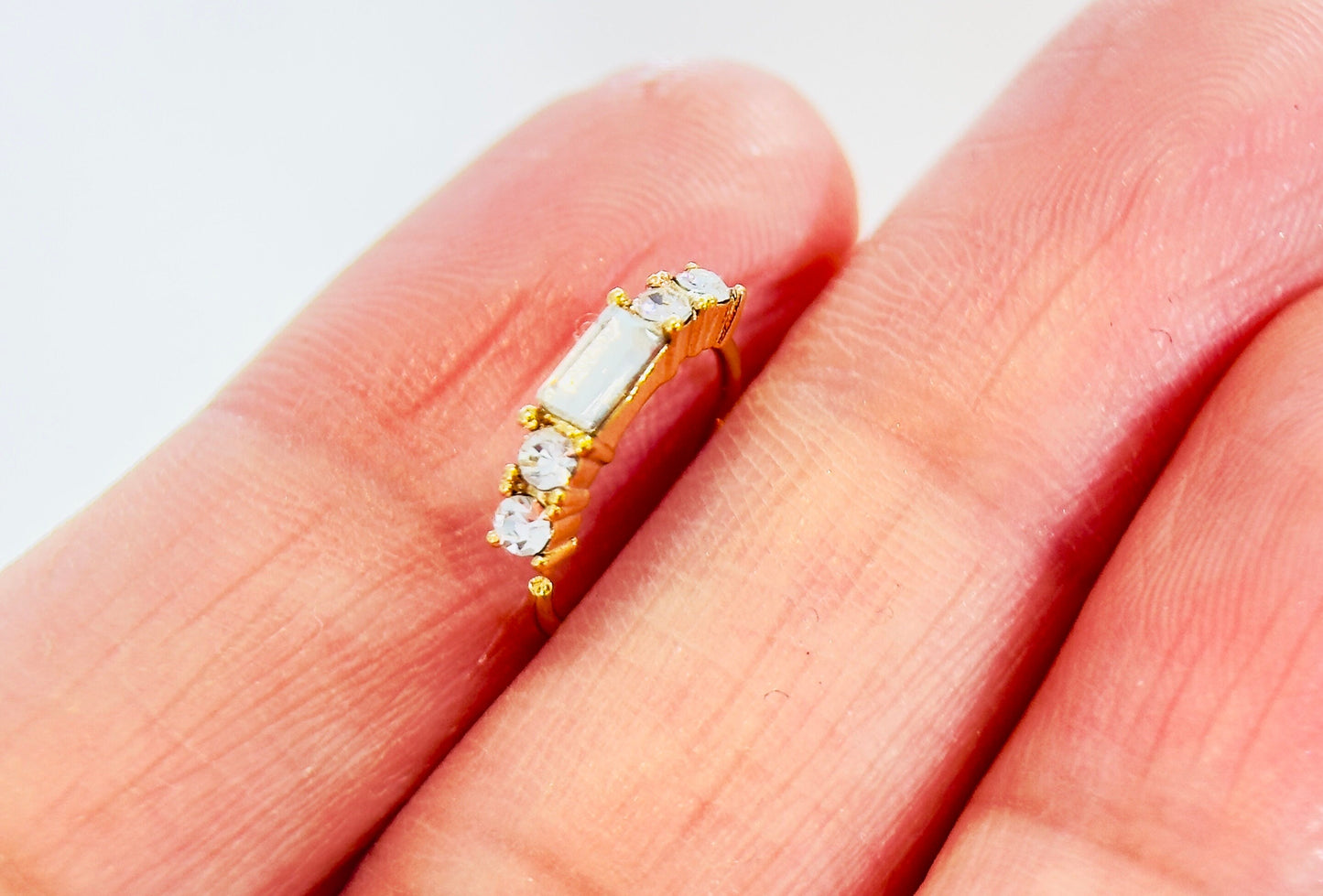 20g Gold Baguette Gem Simple Nose Ring. Cute sparkling bendable nose hoop. Nose piercing. Nose jewelry.