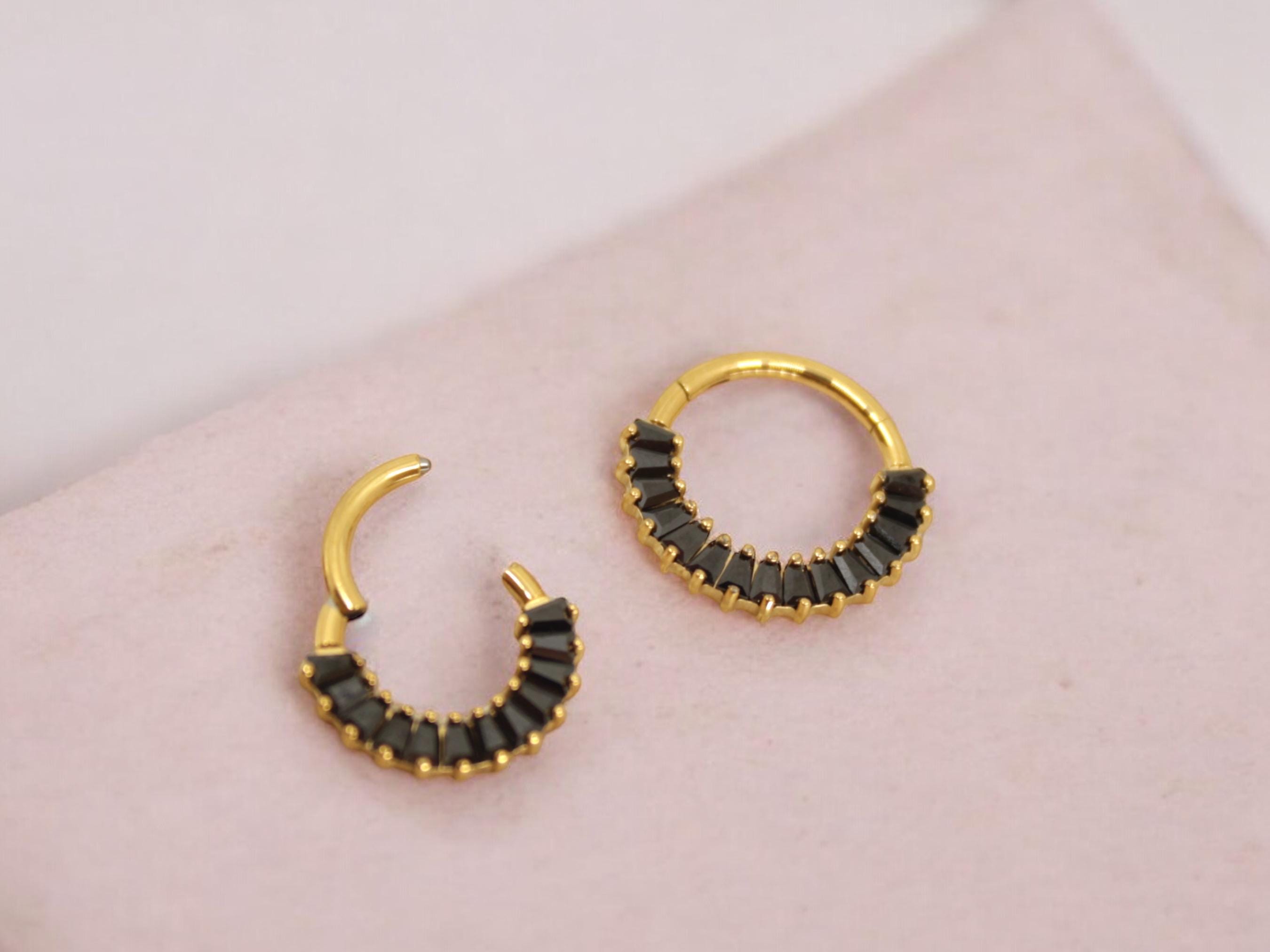 Titanium Black Septum Clicker Ring, Black Marquise Front Facing Gem Hinged Segment Septum Ring, 16g Septum Piercing Jewelry, Nose Jewelry