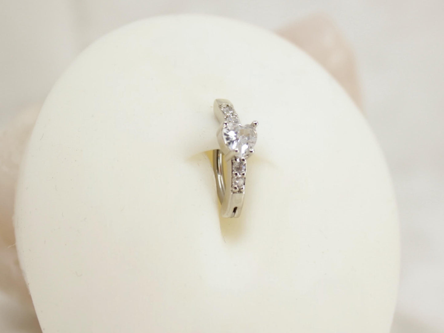 Silver Crystal Belly Clicker Ring, 14G Dainty Silver Sparkling Belly Ring Jewelry,Minimalist Belly Hoop Piercing Jewelry, CZ Navel Piercing,