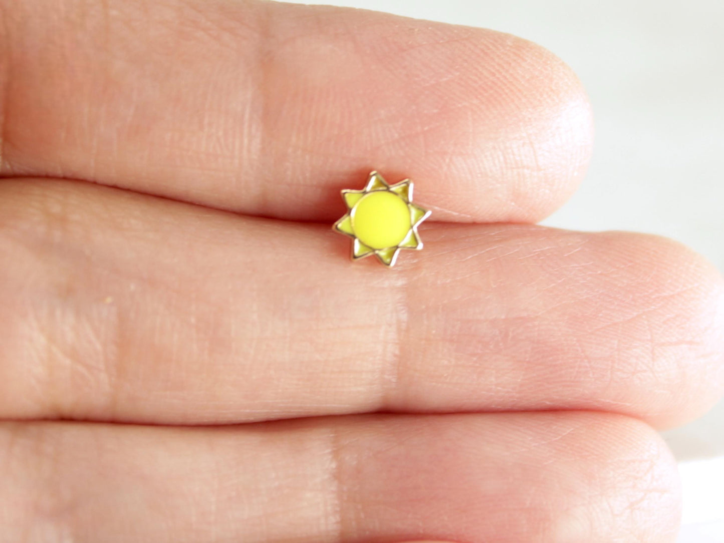20g Nose Stud, Yellow Sun Top Nose Piercing Ball End Stud, 8mm Nose Bone Stud, Thin Nose Bone Stud, Gold Nose Piercing Body Jewelry.
