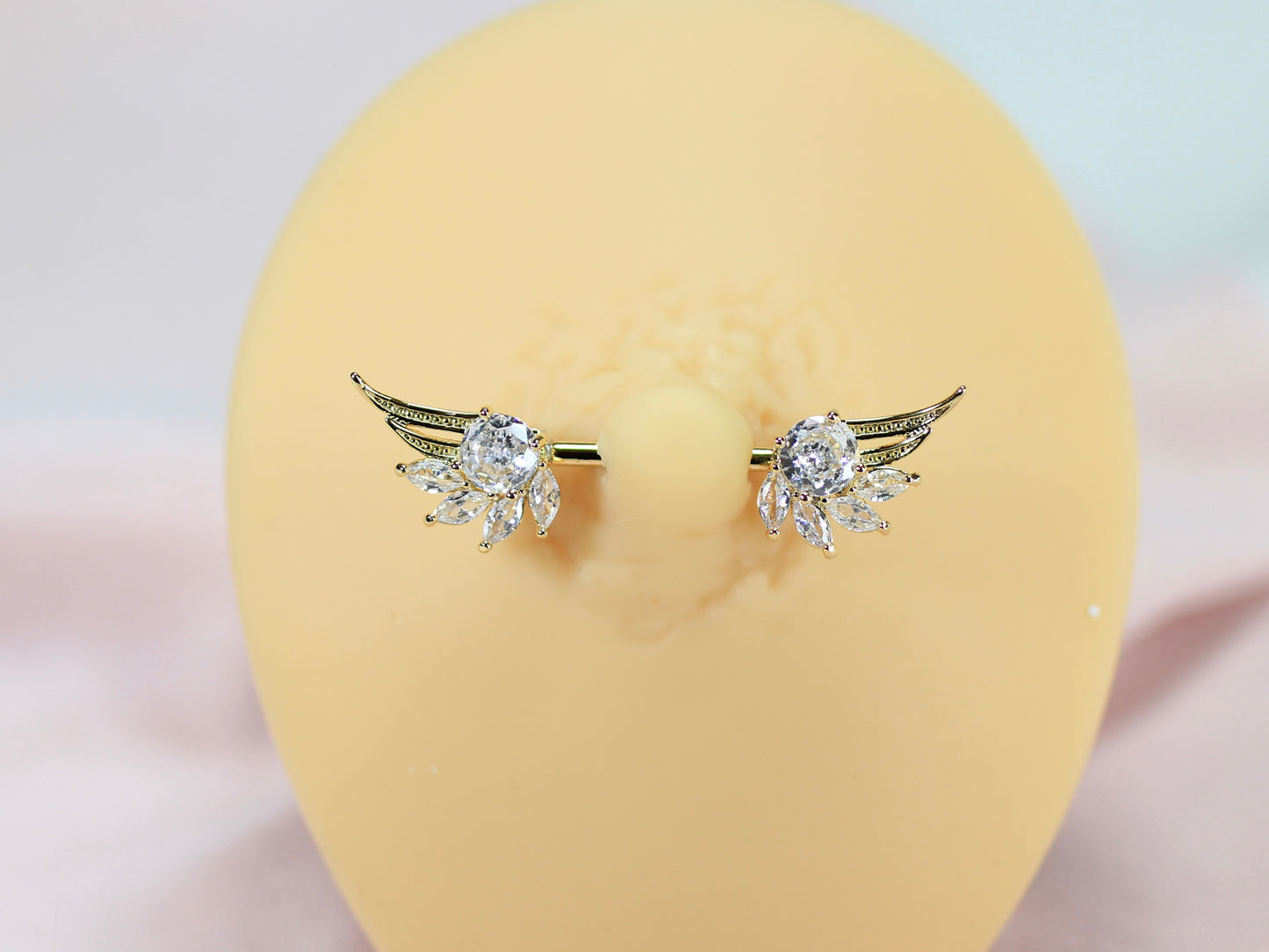14g Gold Delicate Angel Wing Nipple Barbell Piercing.