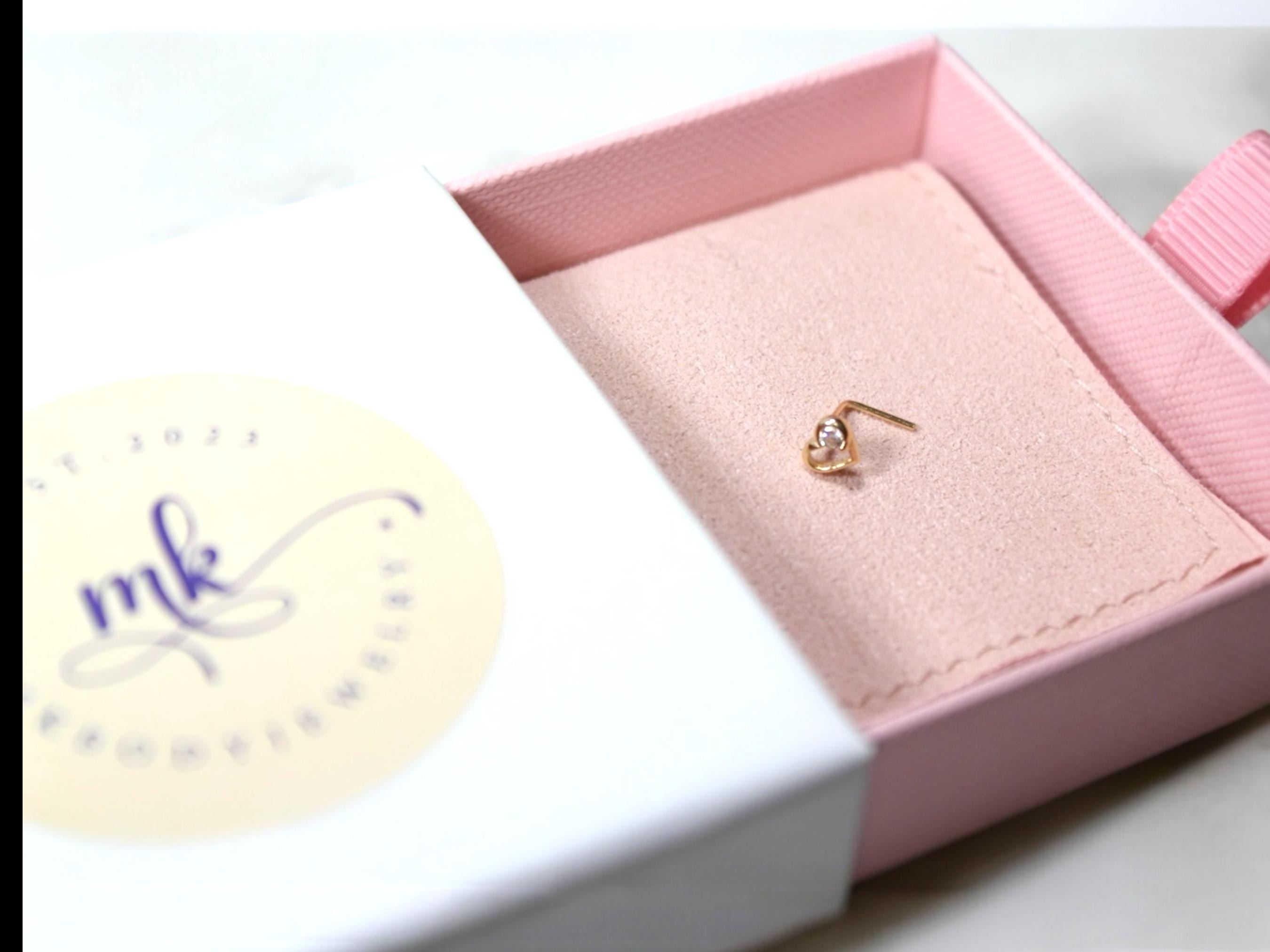 14K Gold Heart Nose Stud, 20g Dainty Crystal Heart L Shape Nose Stud, Gold Nose Jewelry, Minimalist Nose Piercing Ring Jewelry
