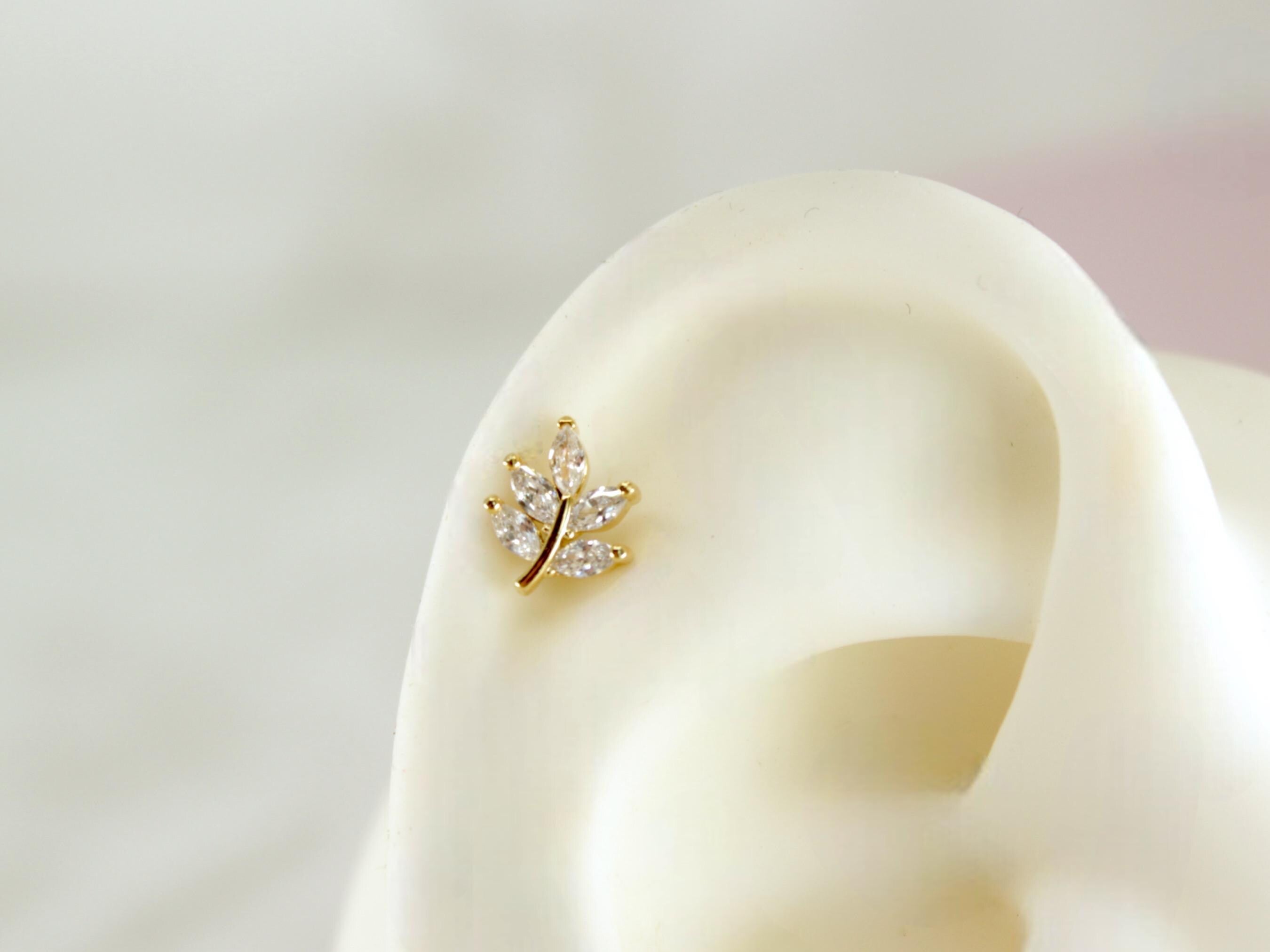 18G Titanium Push In Monroe Labret, Threadless Flat Back Floral Stud Cartilage Piercing, Conch Piercing, Tragus Stud, Flat Back Stud Earring