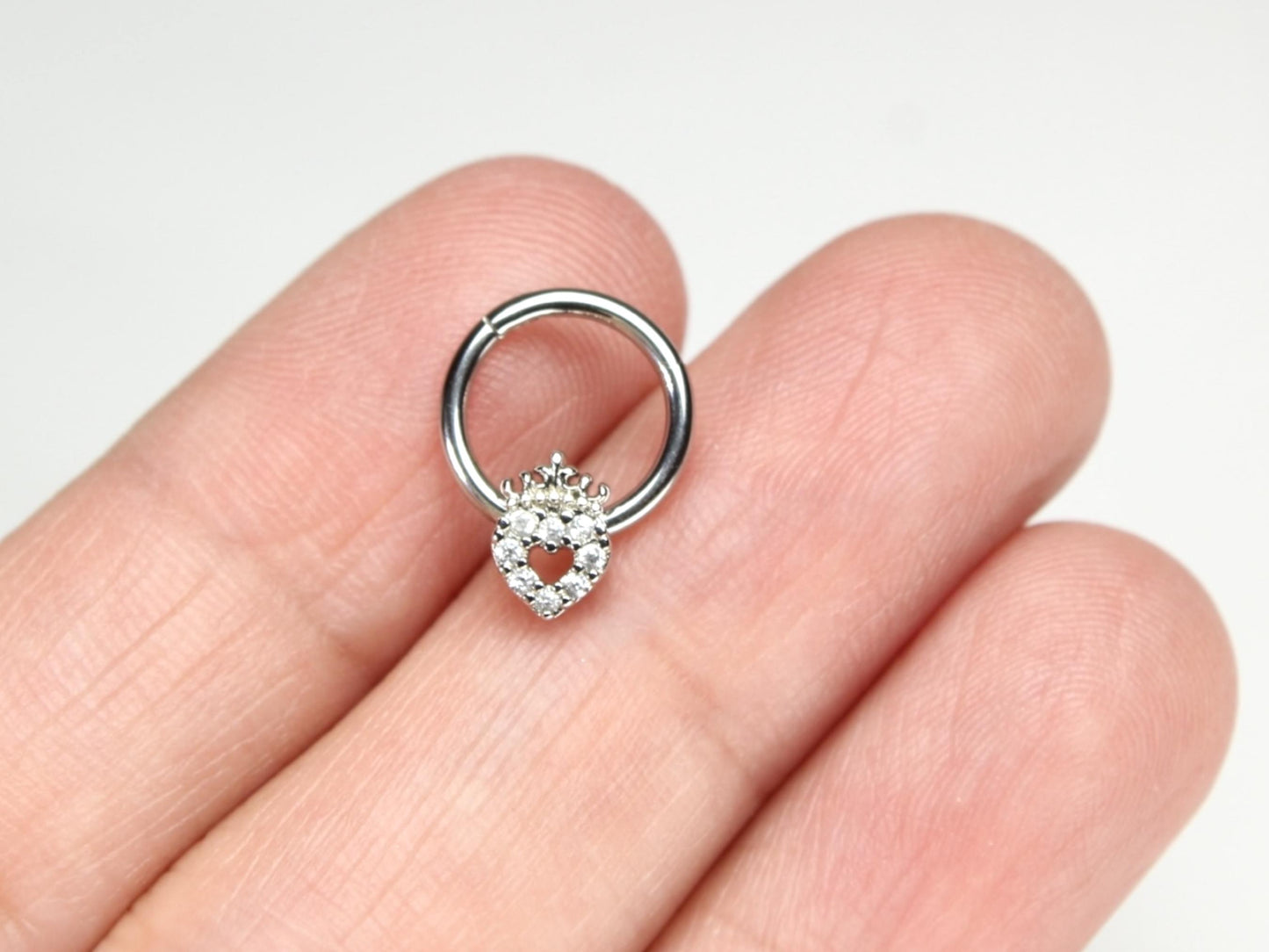 16g Heart Septum Clicker Ring Hoop, Dainty Sparkling Gems Septum Piercing Ring, Nose Jewelry, Septum Clicker Ring, Silver Septum Jewelry