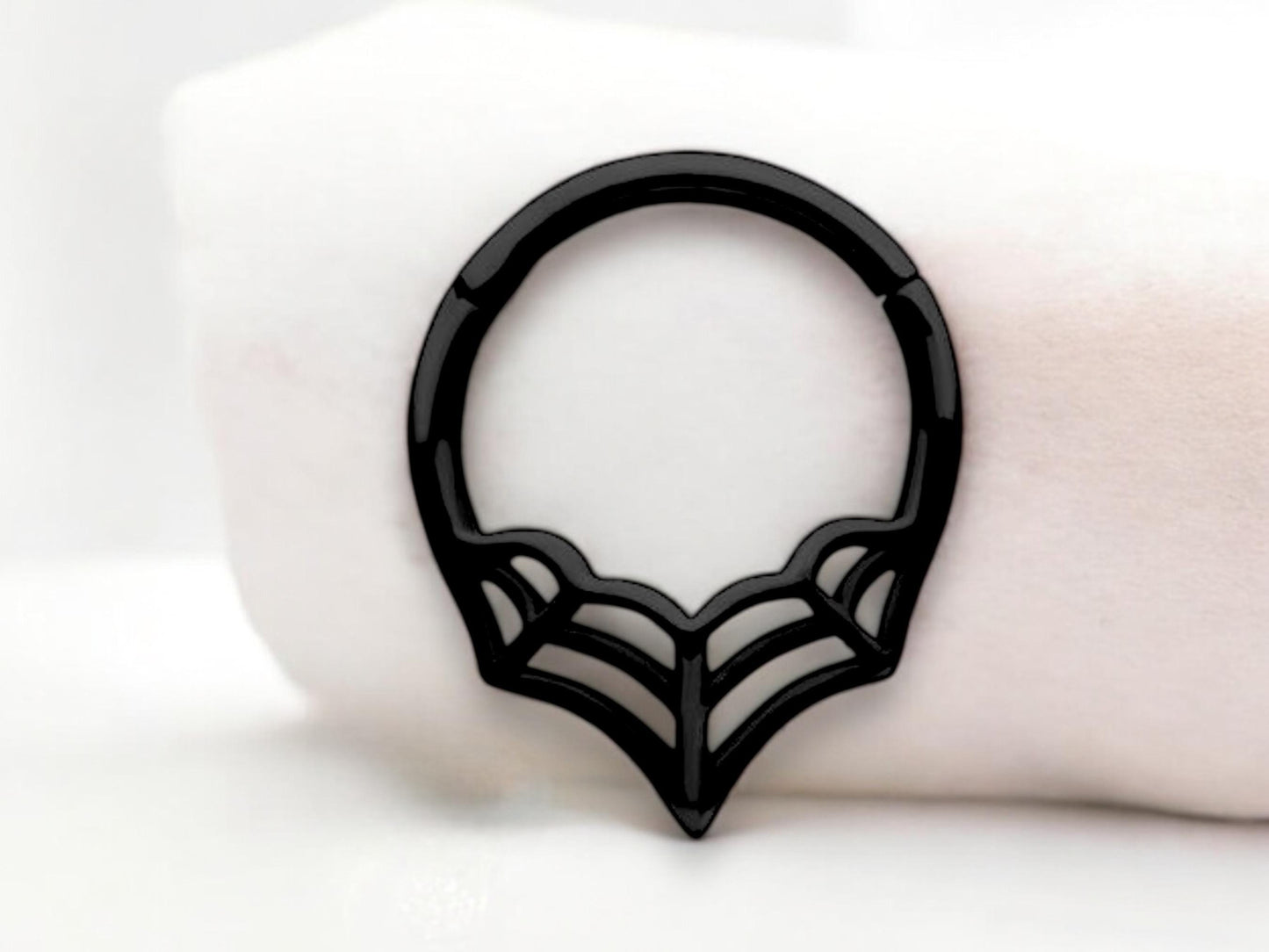 16G Spider Web Septum Clicker Ring, Black Hinged Segment Septum Hoop Ring, Halloween Body Piercing Jewelry,Spider Daith,Cartilage Hoop