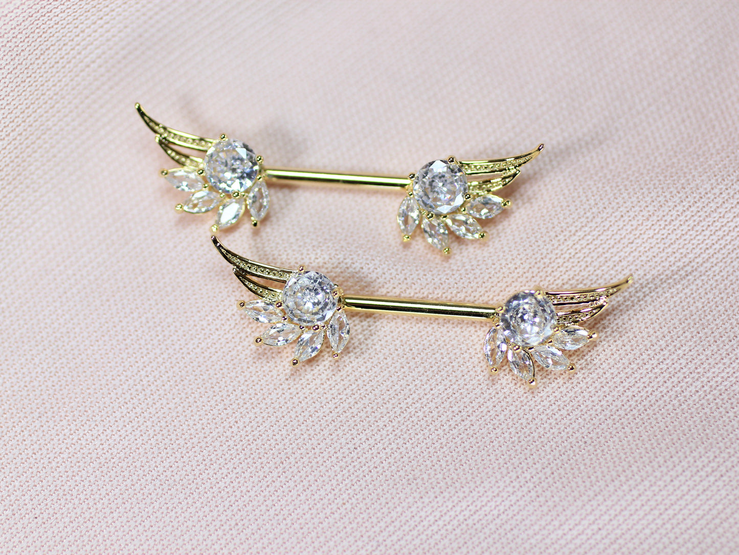 14g Gold Delicate Angel Wing Nipple Barbell Piercing.