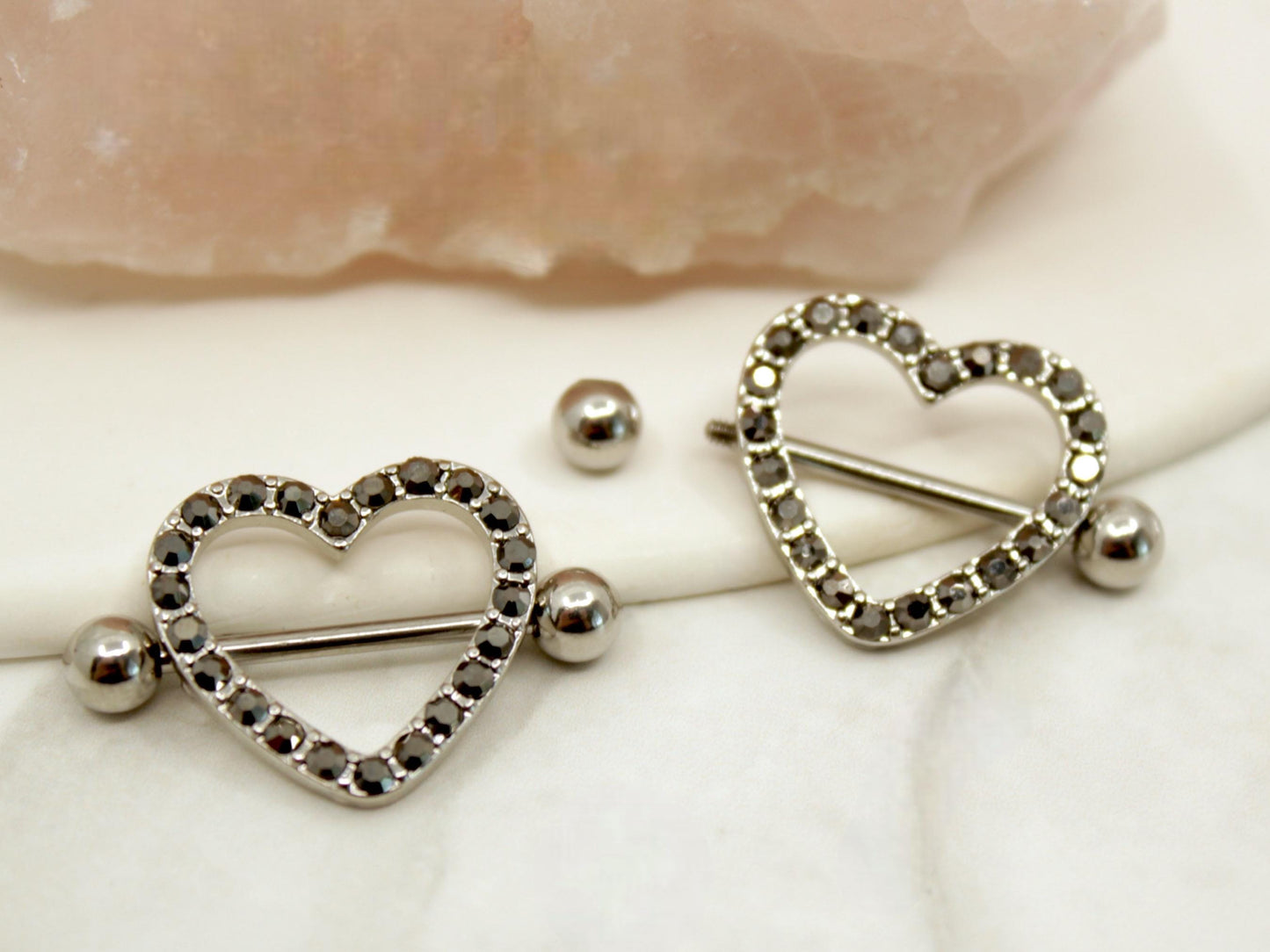 Black Heart Nipple Barbell, Heart Gems Nipple Shield Piercing Jewelry, 14G Silver Nipple Ring, Aesthetic Body Piercing Jewelry.