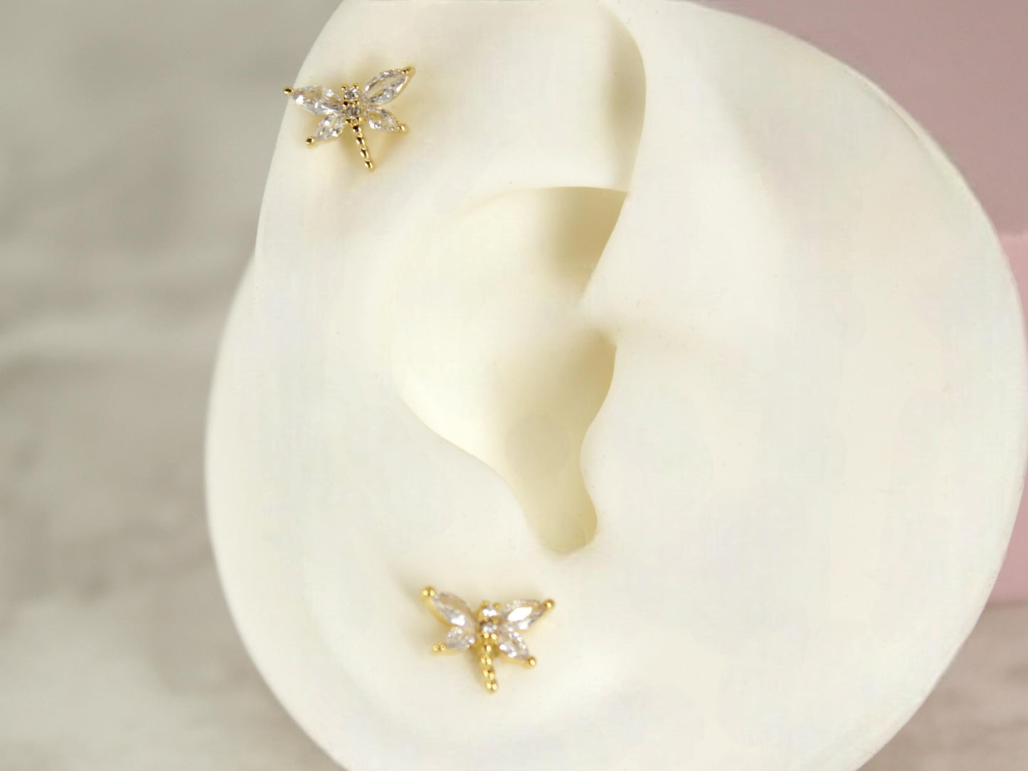 18G Dainty Dragonfly Push In Labret,Titanium Flat Back Stud, Gold Dragonfly Threadless Cartilage, Conch, Tragus Push in Stud.