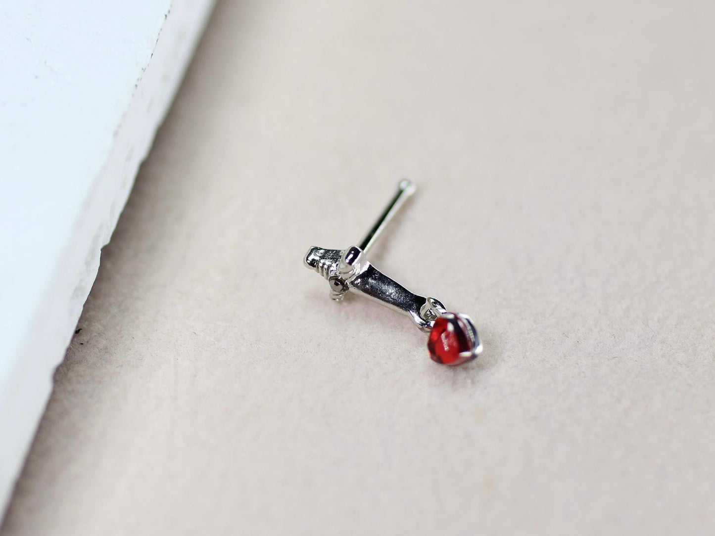 Dagger Nose Stud, 20g Dangling Heart Dagger Nose Bone Stud, Thin Nose Piercing, Ball End Nose Piercing, Surgical Steel Body Jewelry