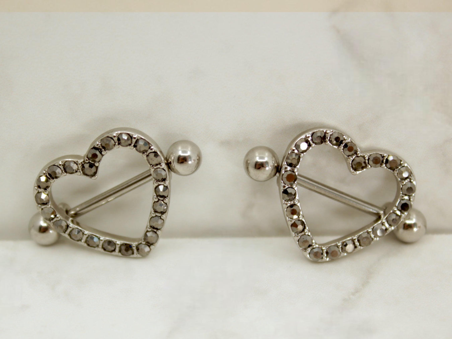 Black Heart Nipple Barbell, Heart Gems Nipple Shield Piercing Jewelry, 14G Silver Nipple Ring, Aesthetic Body Piercing Jewelry.