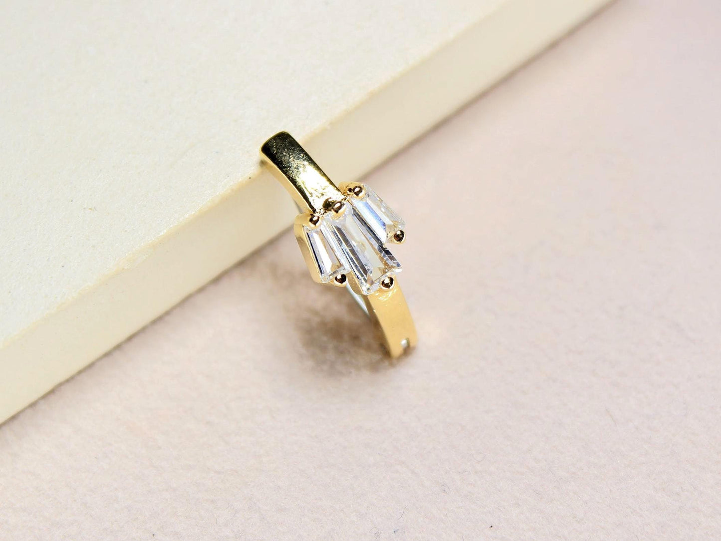 Gold Belly Clicker Ring, 14G Baguette Gem Decor Belly Hinged Ring, Dainty Navel Piercing Body Jewelry