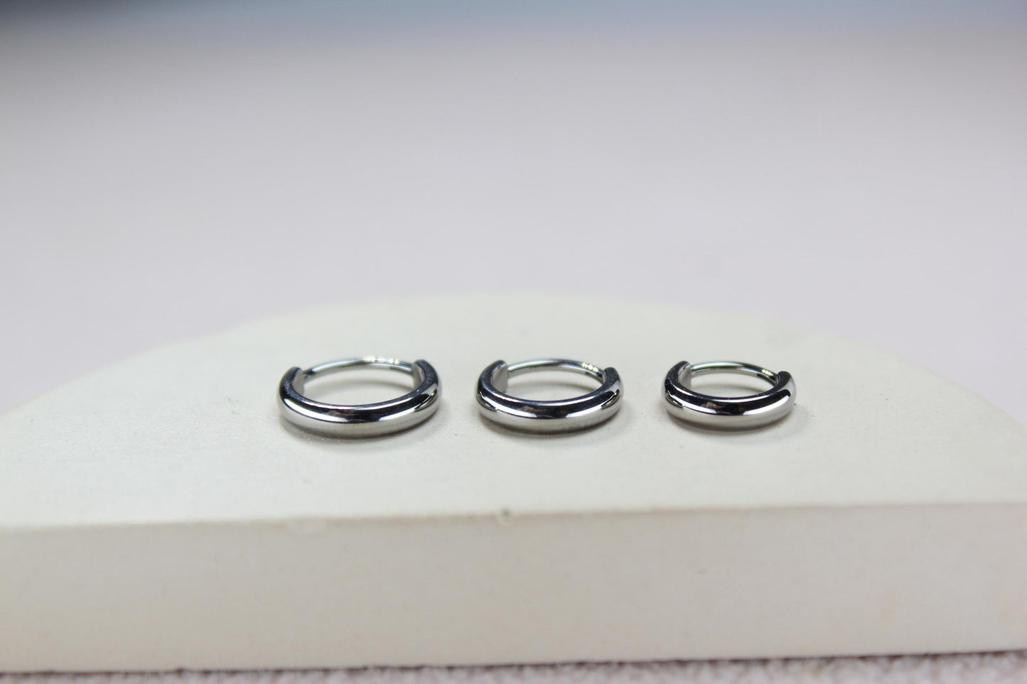 20g Titanium  Silver Chunky Nose Hoop Ring.