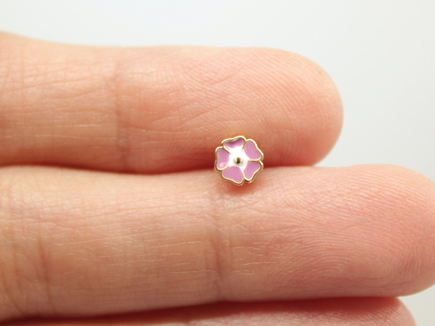 Floral Nose Stud, Dainty Pink Flower Decor Top Nose Piercing Stud, Nose Bone Stud, 20g Thin Nose Ring, Ball End Nose Piercing Jewelry.