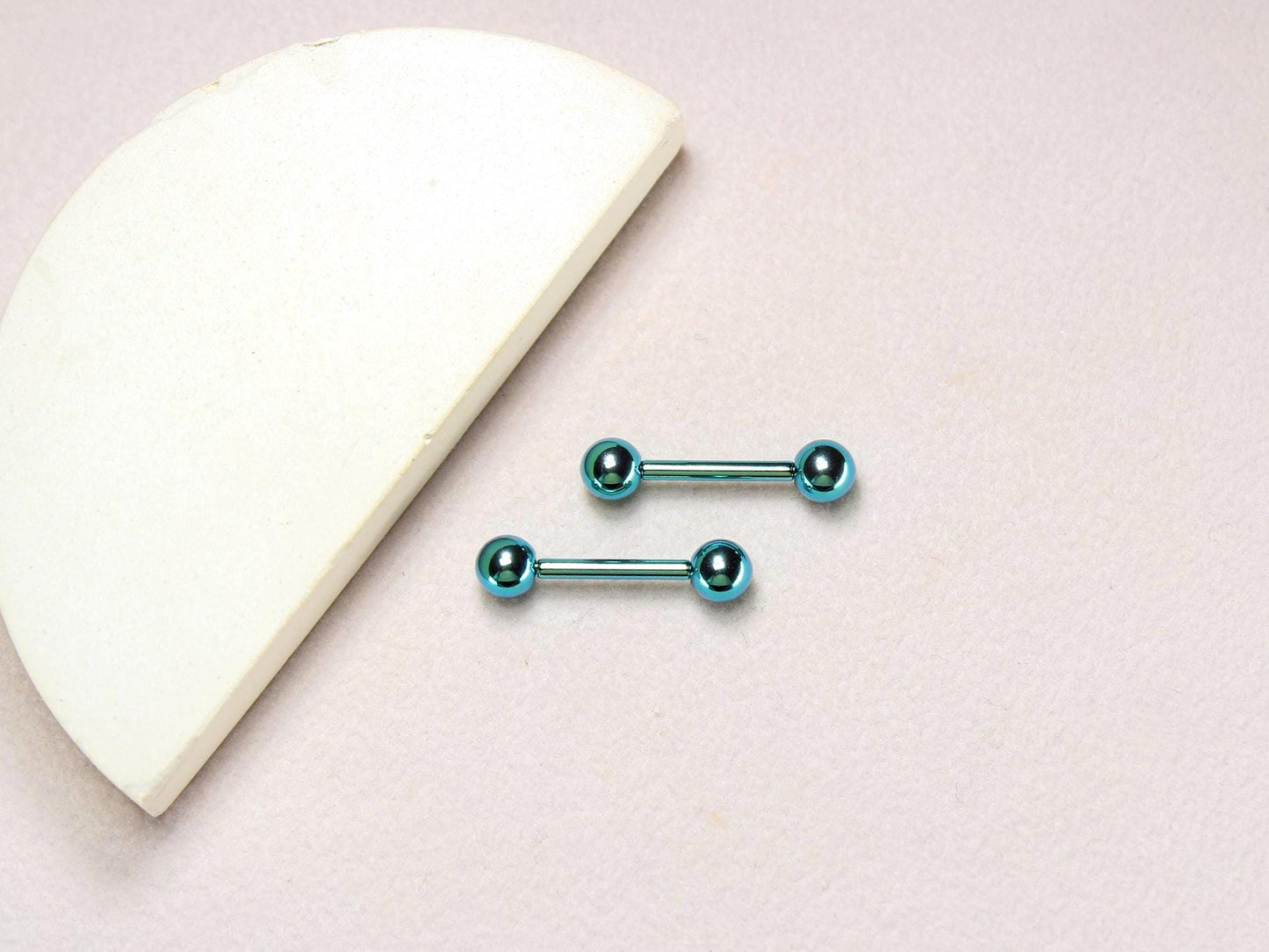 Green Titanium Nipple Ring, 14G Glossy Green Internally Threaded Nipple Piercing Barbell, Set of 2 Nipple Barbell Body Piercing Jewelry