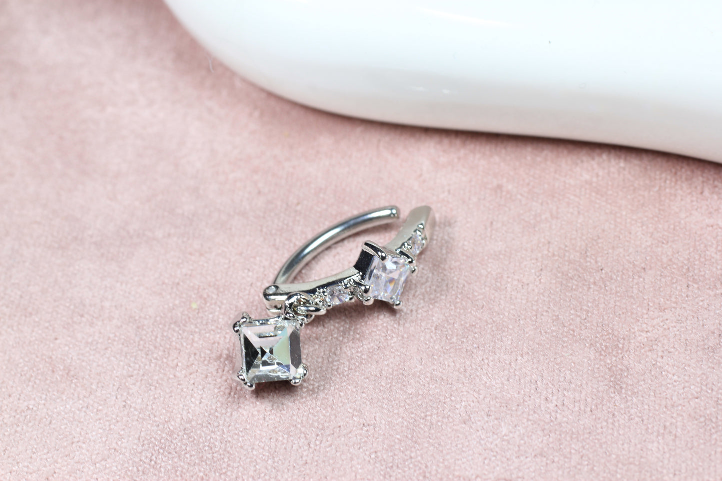 14g Silver Dangling Belly Ring.