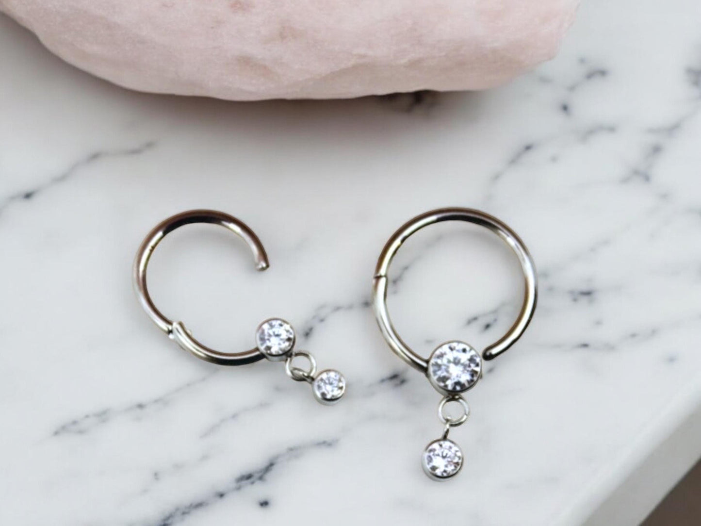 16g Implant Grade Titanium Septum Piercing Clicker Hoop Ring, Dangle Sparkle Gem Decor Septum Ring Hoop, Titanium Septum Jewelry, Nose Jewel