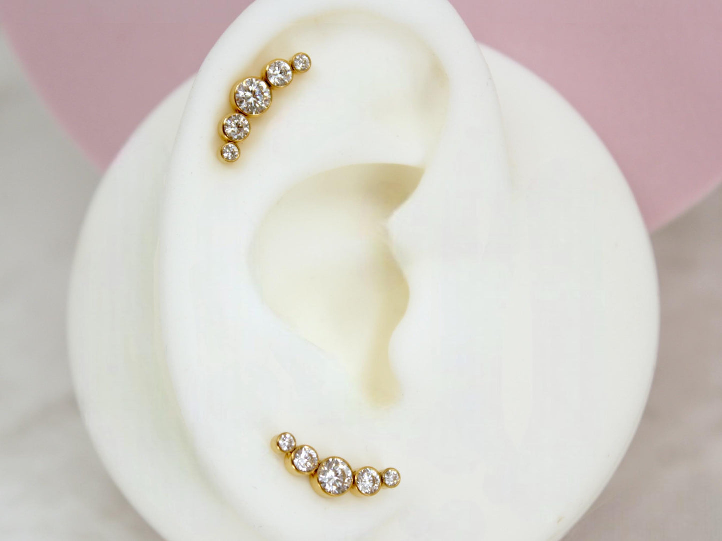 18G Titanium Push In Labret Piercing, Threadless Gold Flat Back Earring, 8mm Cartilage Piercing, Conch Piercing, Ear Piercing Jewelry