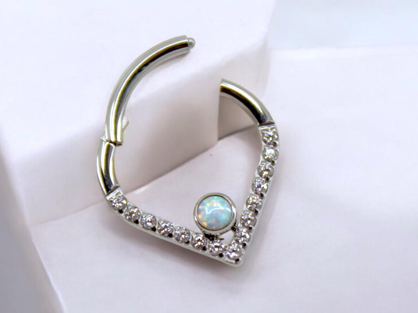 16g Titanium Septum Clicker Hoop, V shape Opal Gem Chevron Hinged Hoop Ring, 16g 8mm 10mm Septum Piercing Nose Piercing Jewelry
