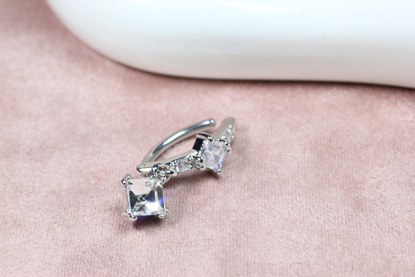 14g Silver Dangling Belly Ring.