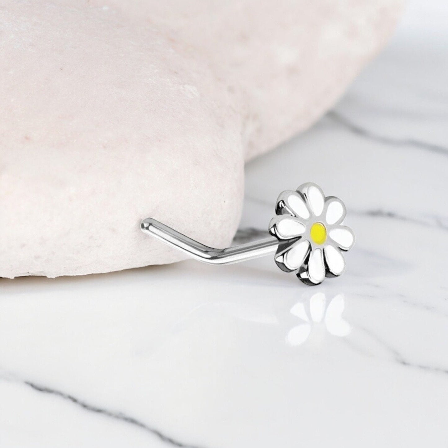Daisy Nose Stud, Floral Decor Daisy Flower Nose Piercing Jewelry, L shape Nose Piercing Ring, 20g Thin Nose Stud Jewelry