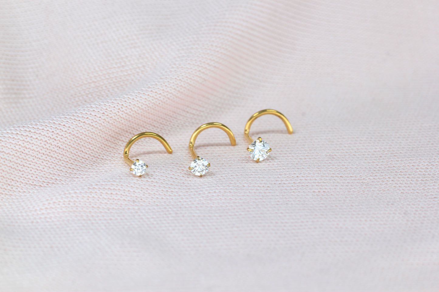 20G Moissanite Diamond Nose Stud – Implant Grade Titanium Gold Corkscrew Nose Stud, Dainty Diamond Nose Piercing Jewelry.