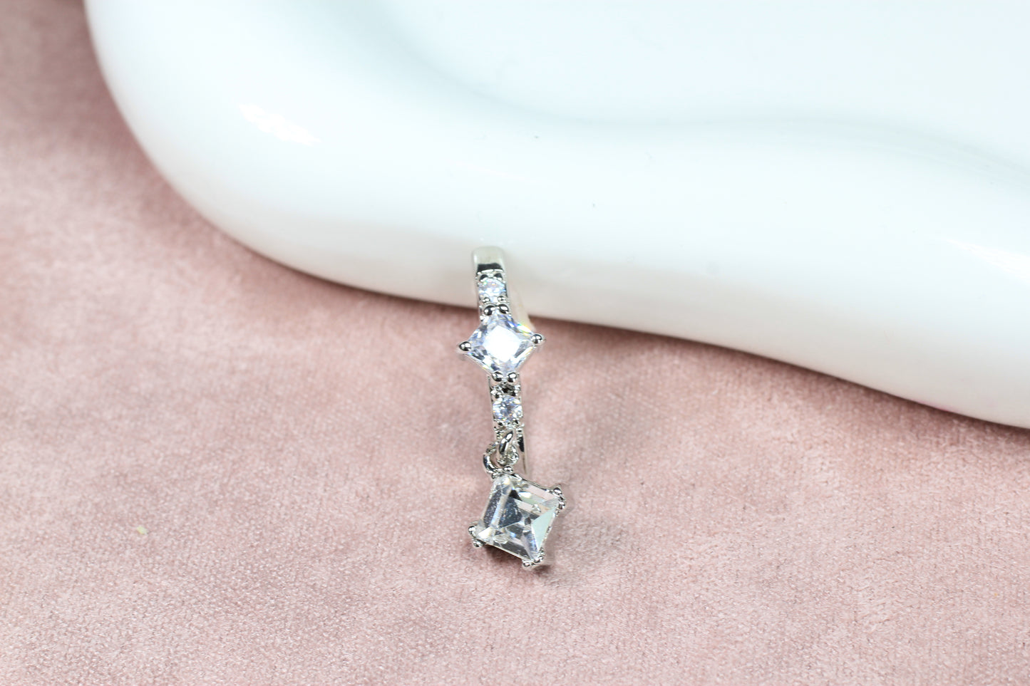 14g Silver Dangling Belly Ring.