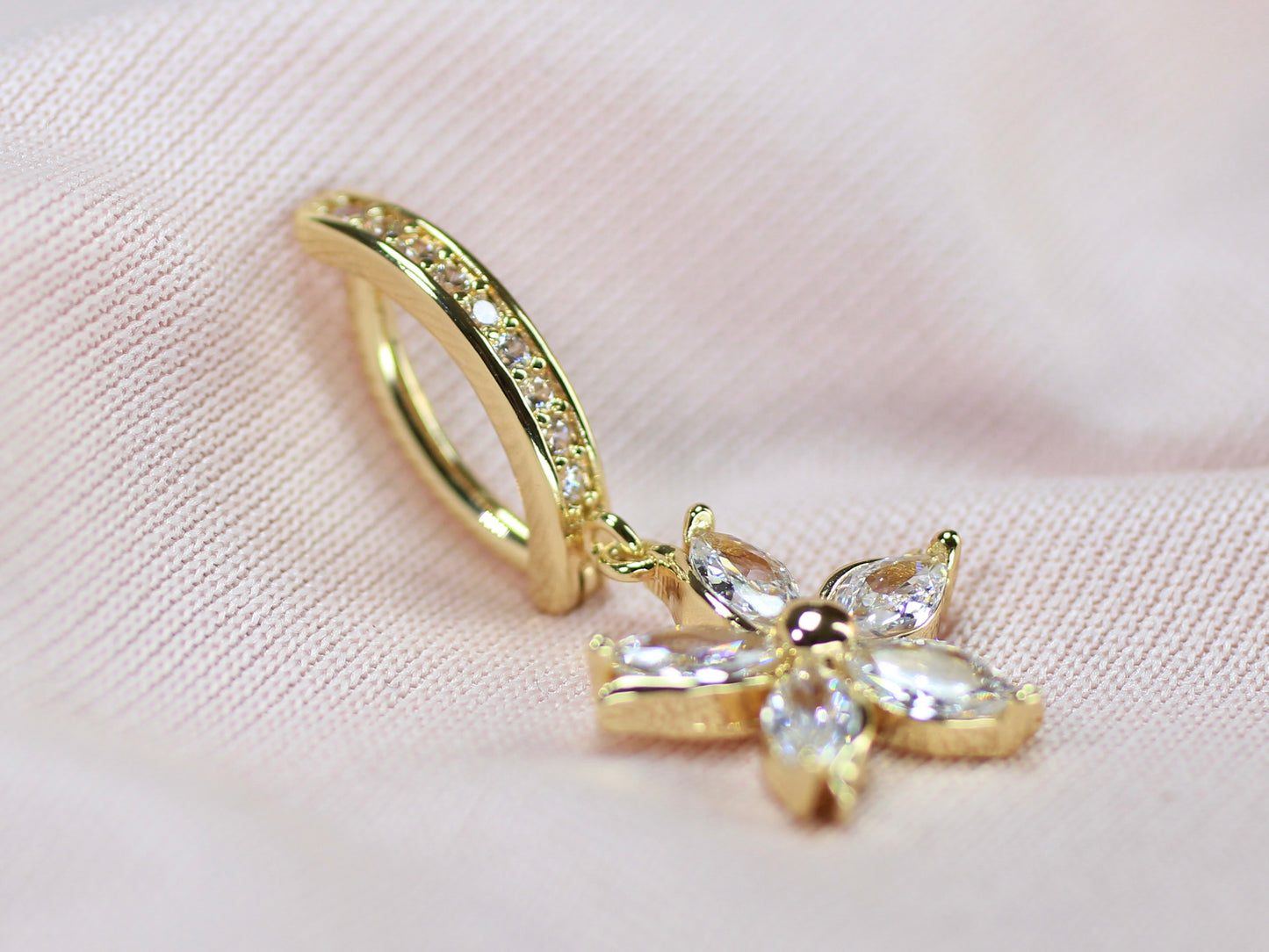 Gold Silver Star Dangle Belly Button Ring, 14G Star Belly Ring Clicker, Sparkling Navel Piercing Body Jewelry