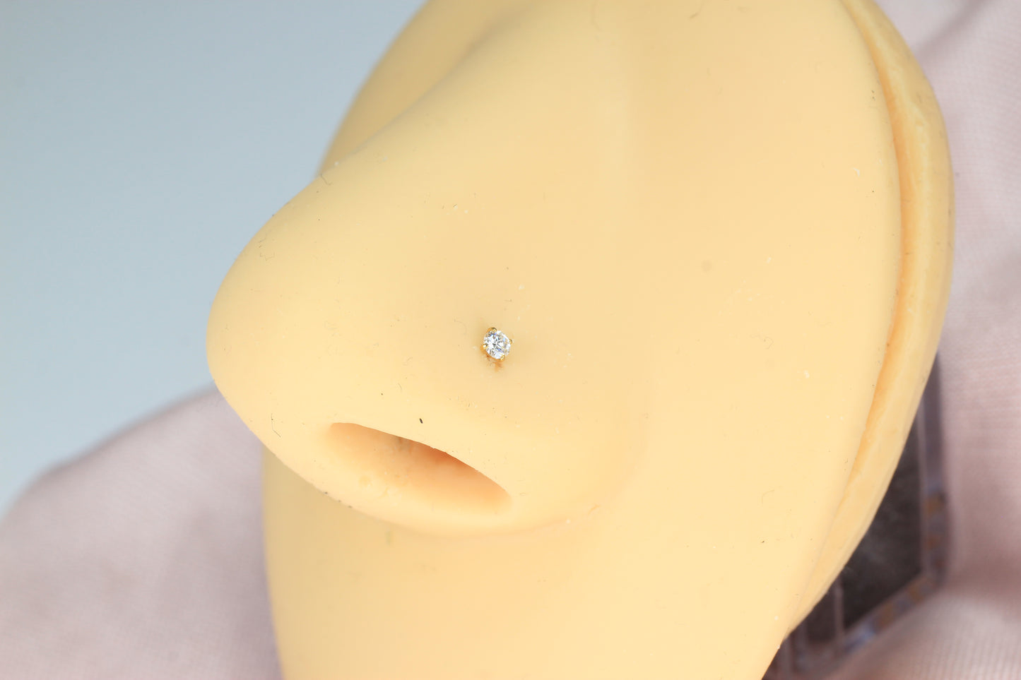 20G Moissanite Diamond Nose Stud – Implant Grade Titanium Gold Corkscrew Nose Stud, Dainty Diamond Nose Piercing Jewelry.