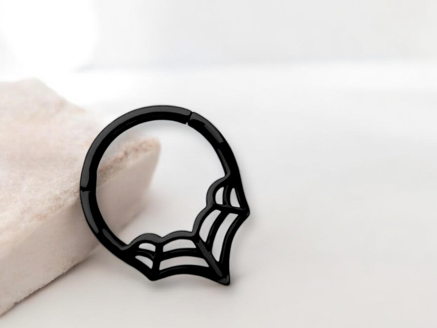 16G Spider Web Septum Clicker Ring, Black Hinged Segment Septum Hoop Ring, Halloween Body Piercing Jewelry,Spider Daith,Cartilage Hoop