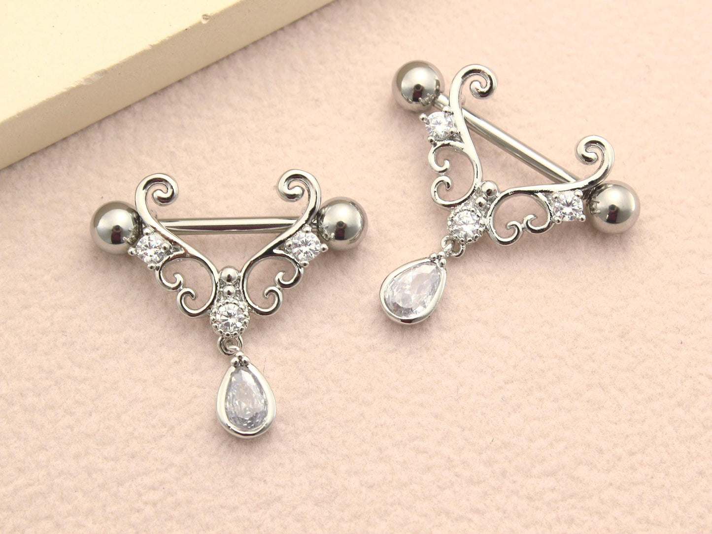 14g Nipple Barbell Piercing , Dangling Teardrop Heart Nipple Ring, Filigree Nipple Piercing, Minimalist Body Jewelry