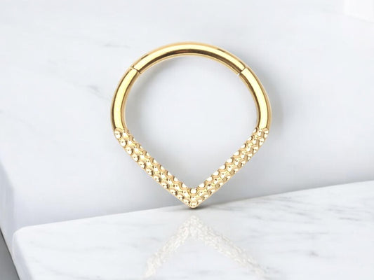 16g Gold Septum Clicker Ring. V shaped Chevron clicker hoop ring. 8mm Septum Hoop Jewelry. Nose Piercing Jewelry