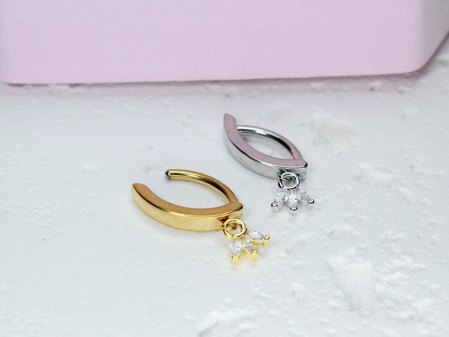 14G Dainty Dangling Gold Marquise Leaf Clicker Belly Button Ring