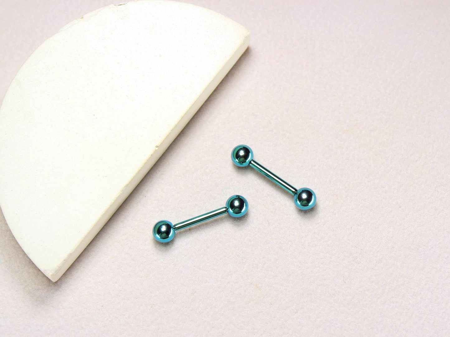Green Titanium Nipple Ring, 14G Glossy Green Internally Threaded Nipple Piercing Barbell, Set of 2 Nipple Barbell Body Piercing Jewelry