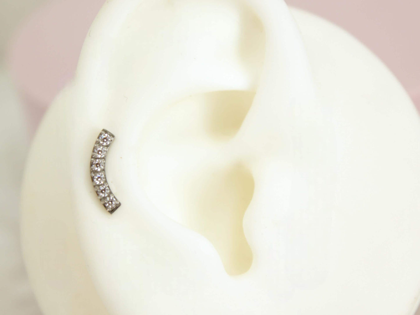 18G Silver Paved Gem Push In Titanium Labret,Threadless Flat Back Stud,8mm Cartilage Piercing,Conch Piercing,Tragus Stud,Ear Jewelry