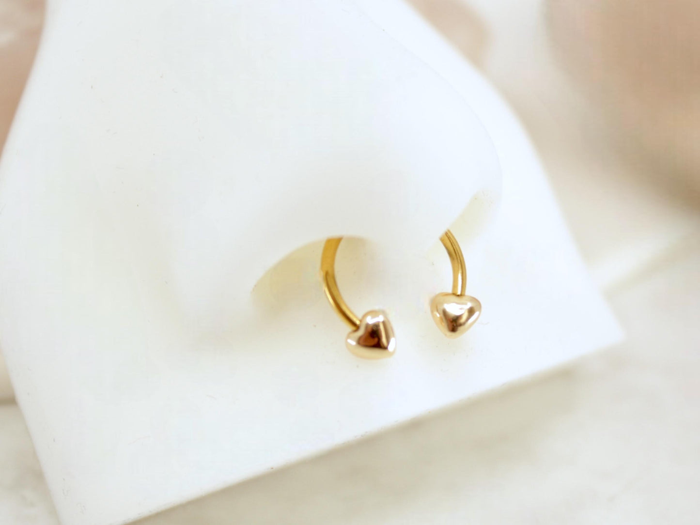 16G Heart Horseshoe Septum Ring, Gold Heart Septum Ring Piercing, Minimalist 10mm Septum Horseshoe Ring Jewelry, Nose Piercing  Body Jewelry