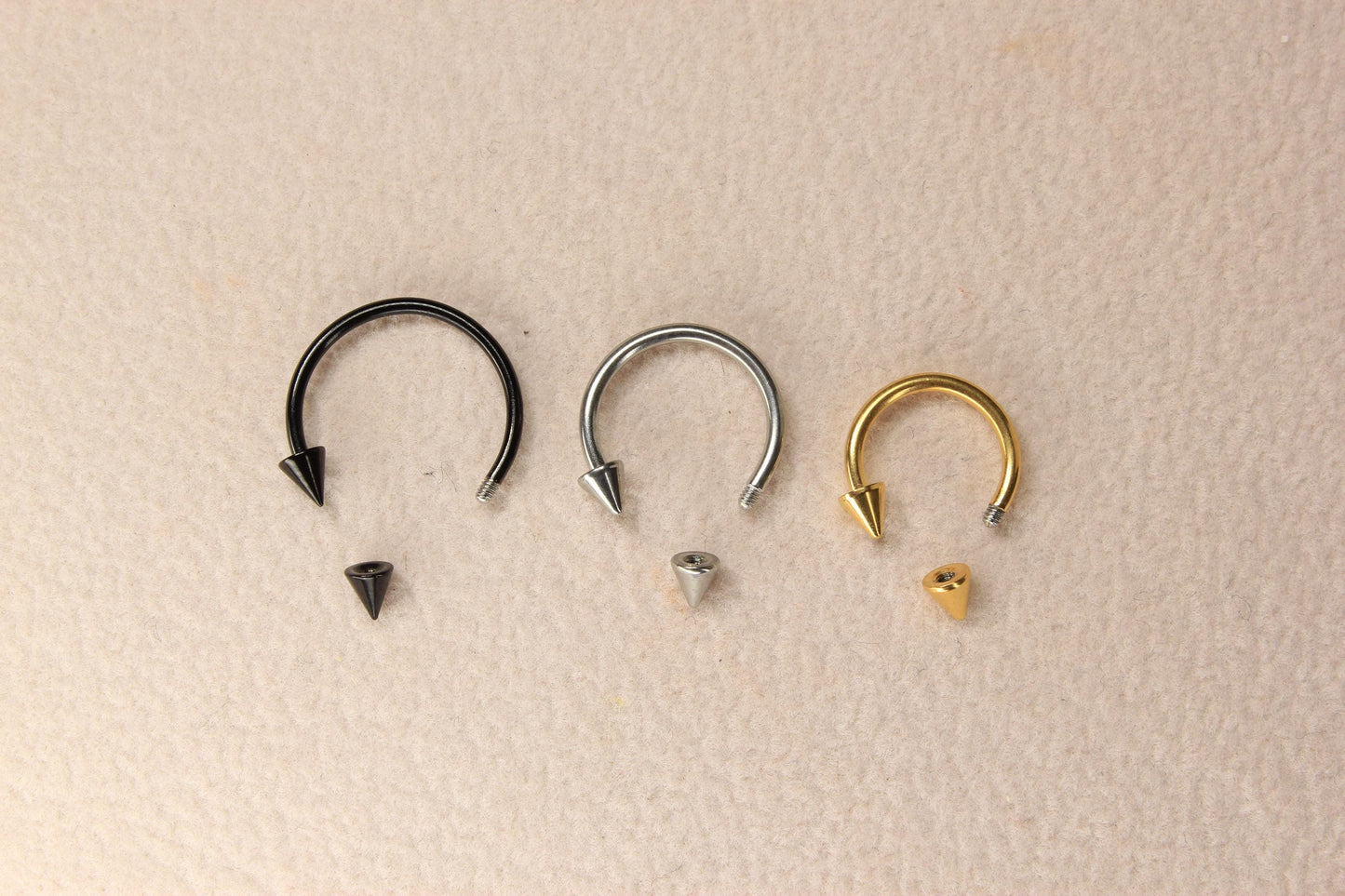 16g Spike End Horseshoe Septum Ring, Edgy Cone Septum Nose Piercing Body Jewelry, Minimalist Daith Cartilage Piercing