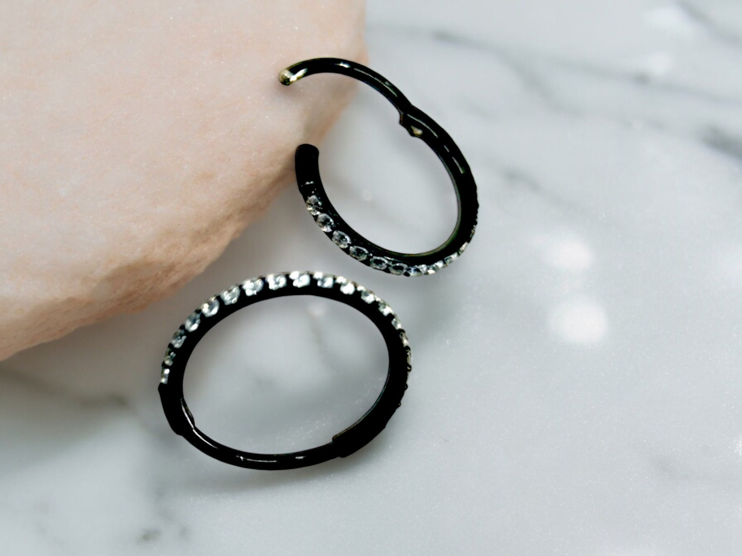 20G Dainty Black Nose Piercing Clicker Hoop Ring, Single Line Gems Minimal Look Multipurpose Ear Piercing Hoop Ring Jewelry, Thin Nose Ring