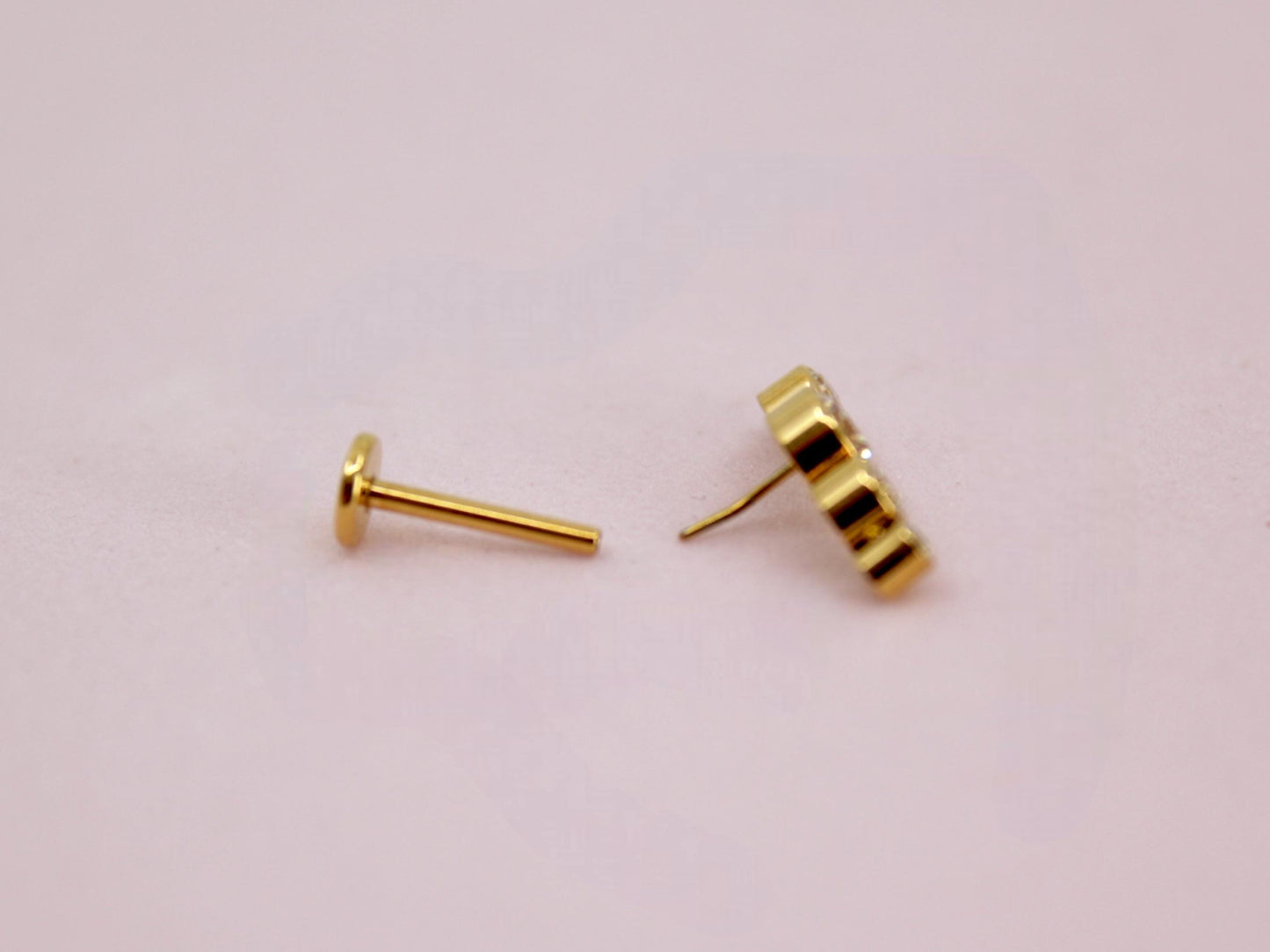 18G Titanium Push In Labret Piercing, Threadless Gold Flat Back Earring, 8mm Cartilage Piercing, Conch Piercing, Ear Piercing Jewelry